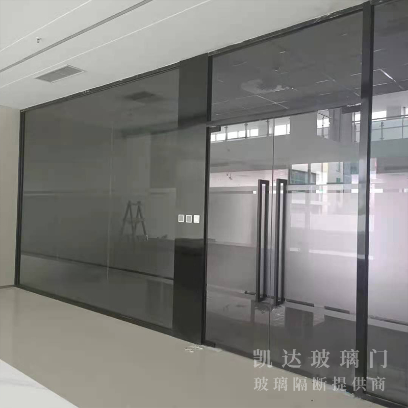 齊河新型材料交易中心，一樓大廳